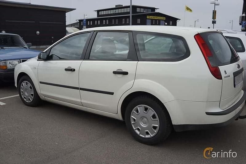 Vit Begagnad 2006 Ford Focus Kombi | 14 000 kr (Lite dyr) - Bild 1/1