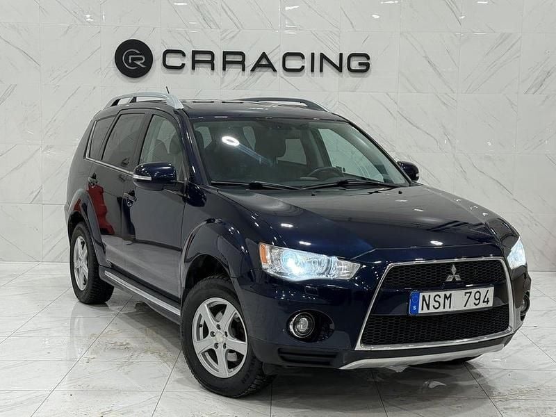 Blå Begagnad 2010 Mitsubishi Outlander SUV | 59 900 kr (Bra pris) - Bild 1/4