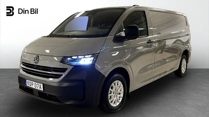 Grå (stone grey) Ny 2025 VW T6.1 Van | 595 625 kr (Marknadspris) - Bild 1/4