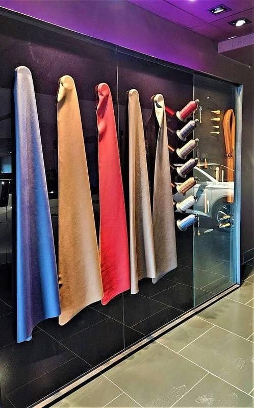 Begagnad DS Automobiles DS7 Crossback Performance Line Plus 301 HK (221 kW) 2023 Grå SUV