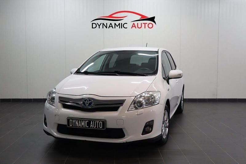 Vit Begagnad 2012 Toyota Auris Hybrid Plus Halvkombi | 119 900 kr (Bra pris) - Bild 1/4