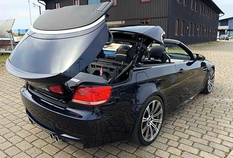 Begagnad BMW M3 420 HK (308 kW) 2009 Cab