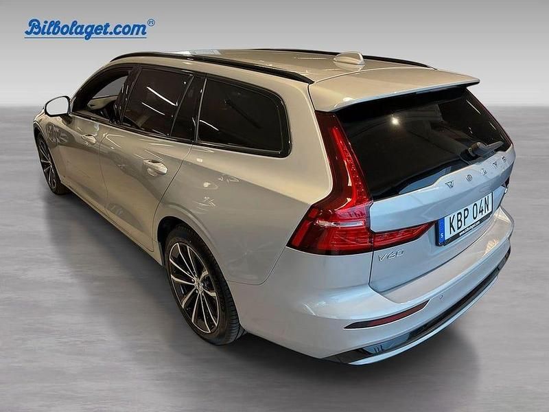 Ny Volvo V60 Plus 355 HK (261 kW) 2025 Silver Kombi