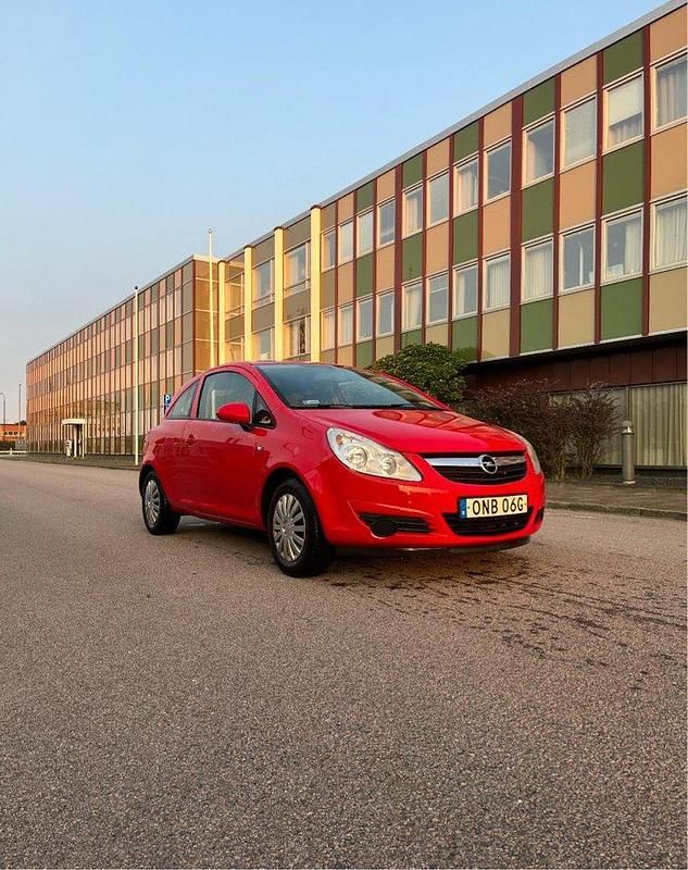 Röd Begagnad 2009 Opel Corsa Halvkombi | 14 000 kr (Bra pris) - Bild 1/4