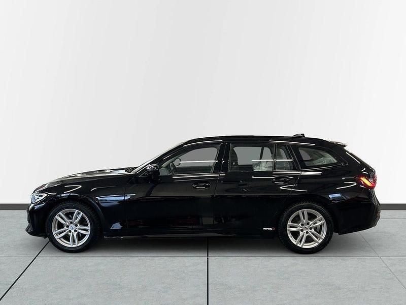 Begagnad BMW 320 Sport Line 190 HK (139 kW) 2021 Svart Kombi