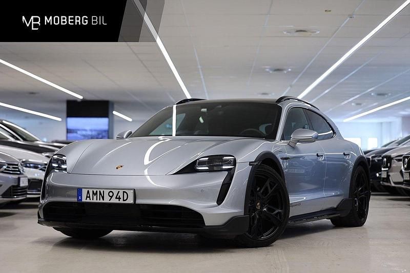 Silver Begagnad 2022 Porsche Taycan 4S Cross Turismo Sedan | 819 900 kr (Marknadspris) - Bild 1/3