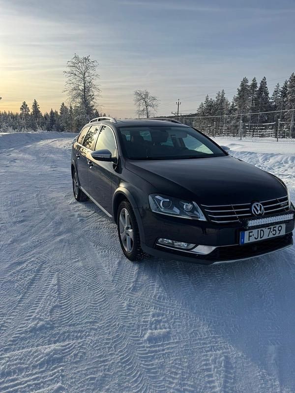 Begagnad VW Passat Alltrack 177 HK (130 kW) 2014 Deep black Kombi