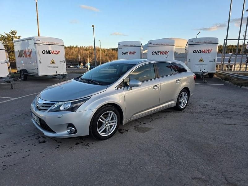 Begagnad 2012 Toyota Avensis Kombi | 45 200 kr (Superpris) - Bild 1/4