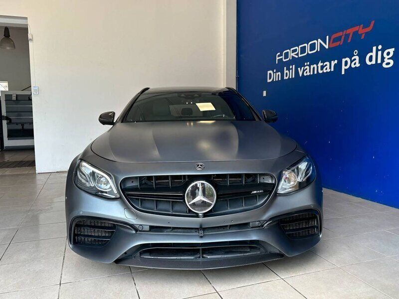 Begagnad Mercedes E63S AMG AMG 612 HK (450 kW) 2018 Grå Kombi