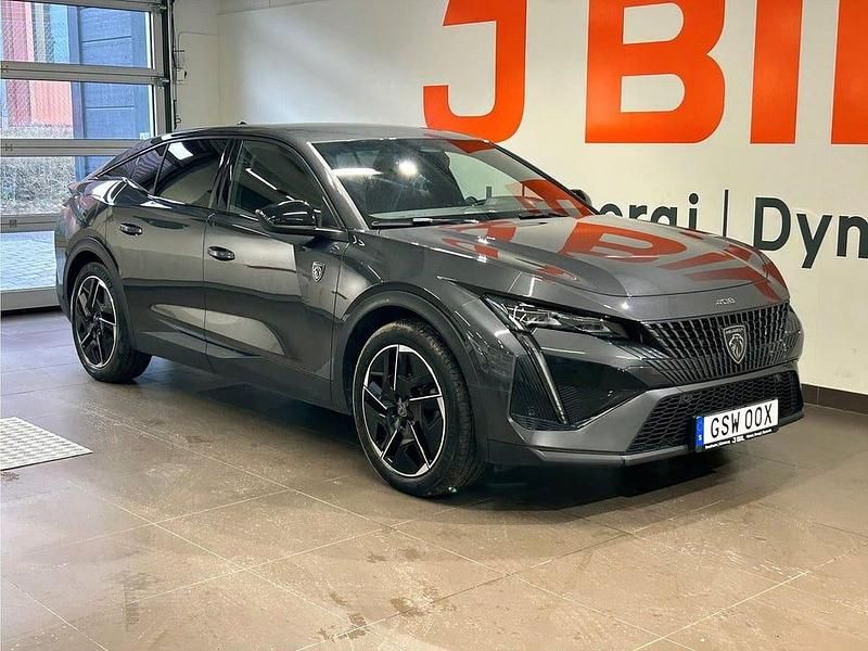 Grå Begagnad 2023 Peugeot 408 GT GTi SUV | 279 900 kr (Marknadspris) - Bild 1/4