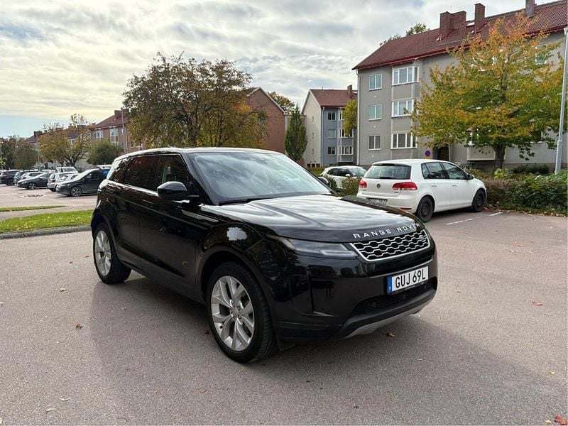 Svart Begagnad 2020 Land Rover Range Rover evoque SE SUV | 359 900 kr (Marknadspris) - Bild 1/4