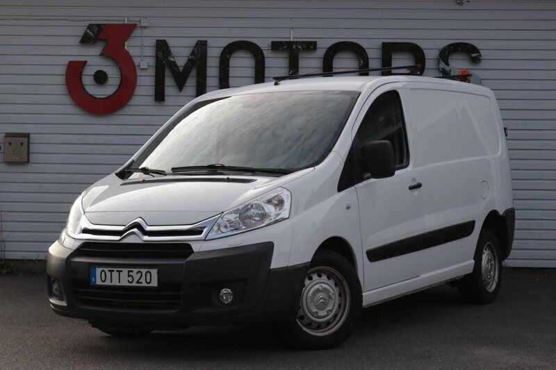 Vit Begagnad 2015 Citroën Jumpy Minibuss | 79 900 kr (Marknadspris) - Bild 1/4