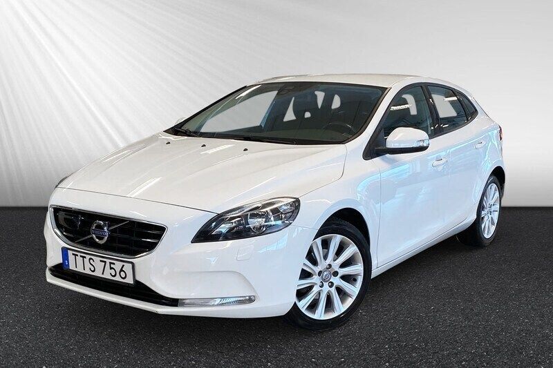 Vit Begagnad 2014 Volvo V40 Kinetic Kombi | 104 400 kr (Marknadspris) - Bild 1/4