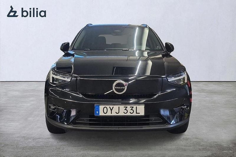 Begagnad Volvo XC40 Plus 185 kW (252 HK) 2022 Svart SUV