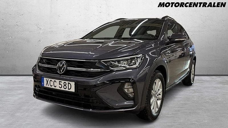 Grå Begagnad 2023 VW Taigo R-line SUV | 265 000 kr (Marknadspris) - Bild 1/4