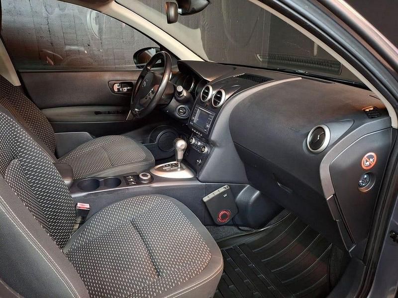 Begagnad Nissan Qashqai +2 142 HK (104 kW) 2009 Ljusblå SUV