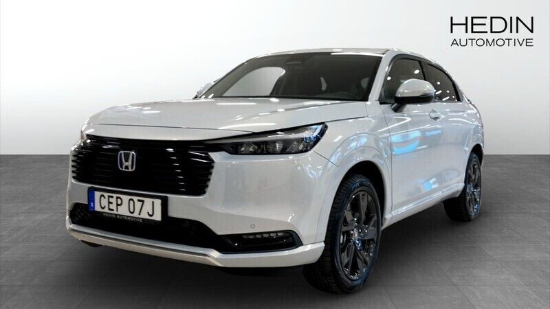Vit (white) Ny 2025 Honda HR-V Advance SUV | 385 900 kr (Marknadspris) - Bild 1/4