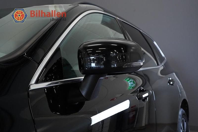 Begagnad Volvo XC60 Momentum 197 HK (144 kW) 2022 Svart SUV