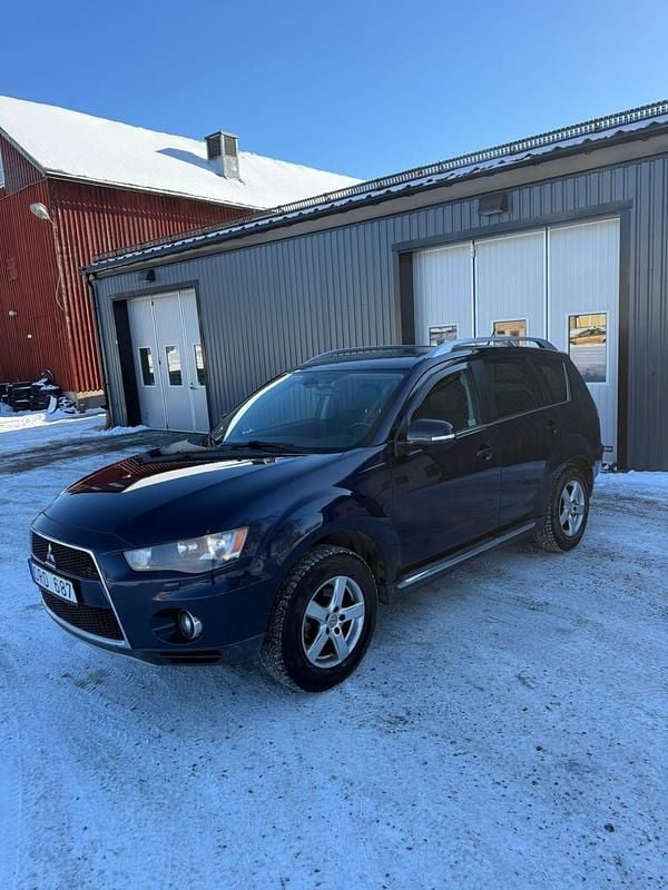 Begagnad Mitsubishi Outlander 170 HK (125 kW) 2010