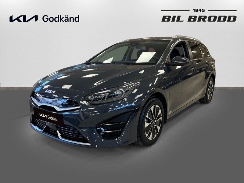 Grå Begagnad 2023 Kia Ceed Sportswagon Advance Kombi | 319 900 kr (Dyr) - Bild 1/4
