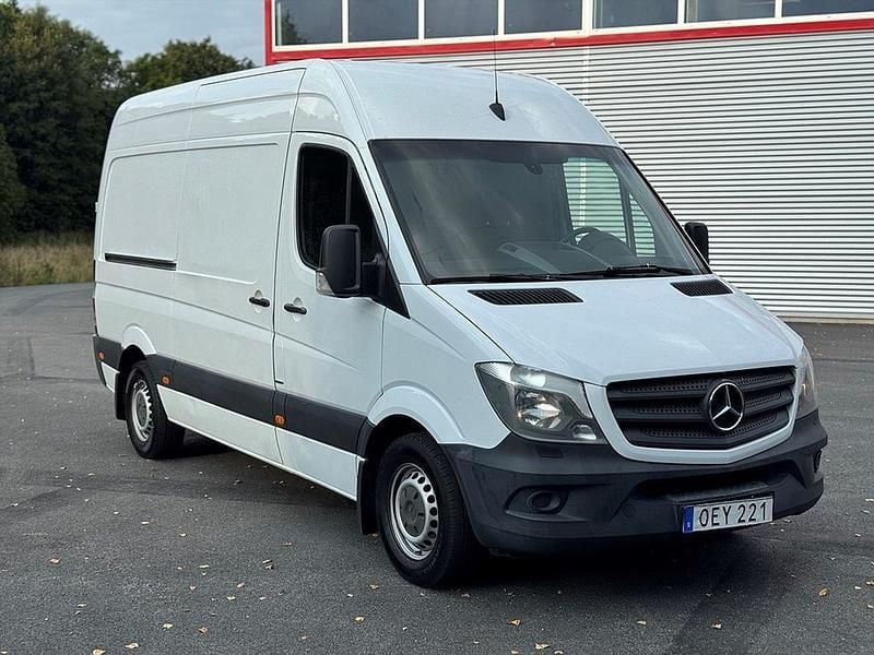 Vit Begagnad 2017 Mercedes 316 Van | 189 900 kr (Marknadspris) - Bild 1/4