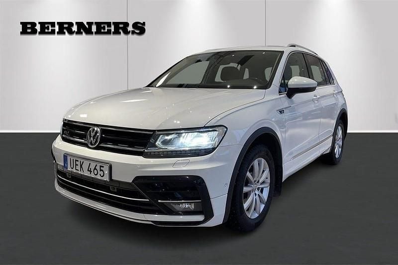 Begagnad VW Tiguan R-line 151 HK (111 kW) 2019 Vit SUV