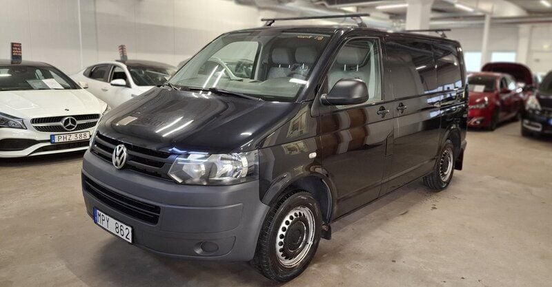 Svart Begagnad 2011 VW T5 Van | 75 000 kr (Bra pris) - Bild 1/3