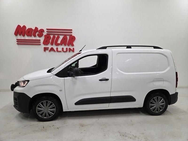 Vit Begagnad 2019 Peugeot Partner Minibuss | 119 900 kr (Lite dyr) - Bild 1/4