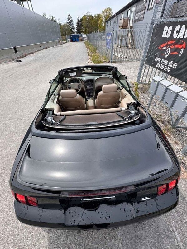 Svart Begagnad 2000 Ford Mustang Cab | 69 500 kr (Bra pris) - Bild 1/4
