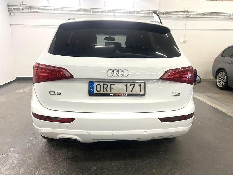 Begagnad Audi Q5 Design 170 HK (125 kW) 2012 Vit SUV