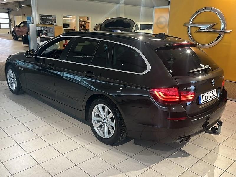Begagnad BMW 520 190 HK (139 kW) 2014 Brun Kombi