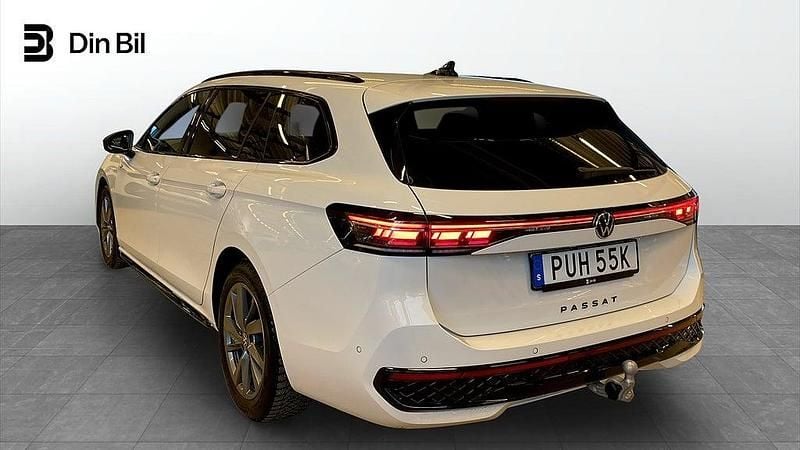 Begagnad VW Passat Style 193 HK (141 kW) 2025 Pure white Kombi