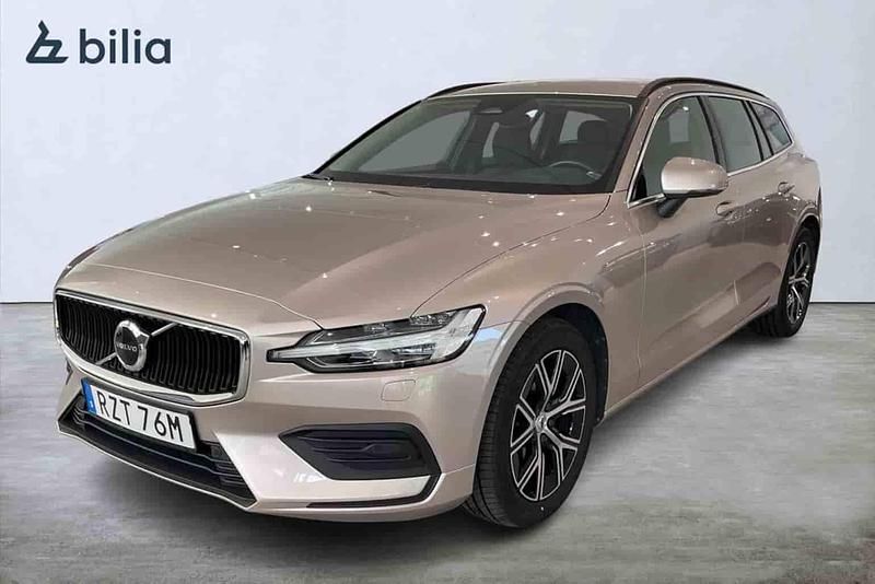 Grå Begagnad 2022 Volvo V60 Core Kombi | 329 000 kr (Bra pris) - Bild 1/1