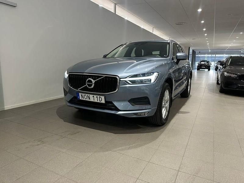 Blå Begagnad 2019 Volvo XC60 Momentum SUV | 319 500 kr (Superpris) - Bild 1/4