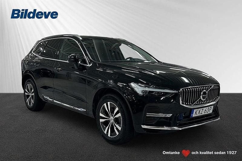 Svart Begagnad 2023 Volvo XC60 Core SUV | 399 900 kr (Superpris) - Bild 1/4