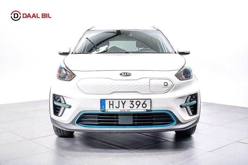 Begagnad Kia e-Niro Advance 150 kW (204 HK) 2021 Vit SUV