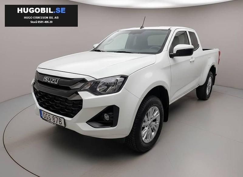 Vit (splash white) Begagnad 2024 Isuzu D-Max Pickup | 649 875 kr (Superpris) - Bild 1/4