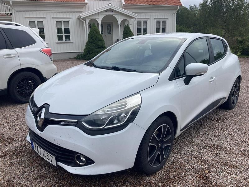 Vit Begagnad 2016 Renault Clio IV Halvkombi | 60 000 kr (Bra pris) - Bild 1/1