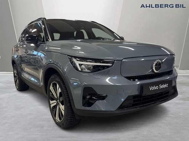Begagnad Volvo XC40 Plus 169 kW (231 HK) 2022 Grå SUV