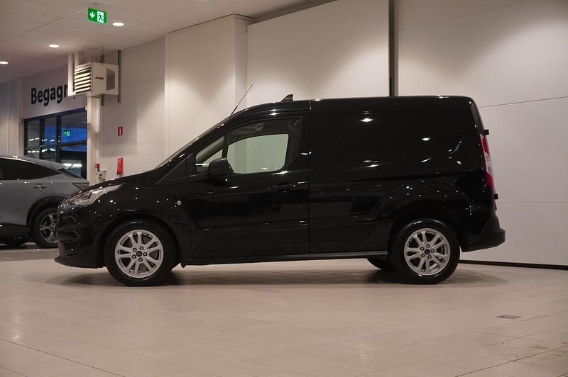 Begagnad Ford Transit 2023 Svart Pickup