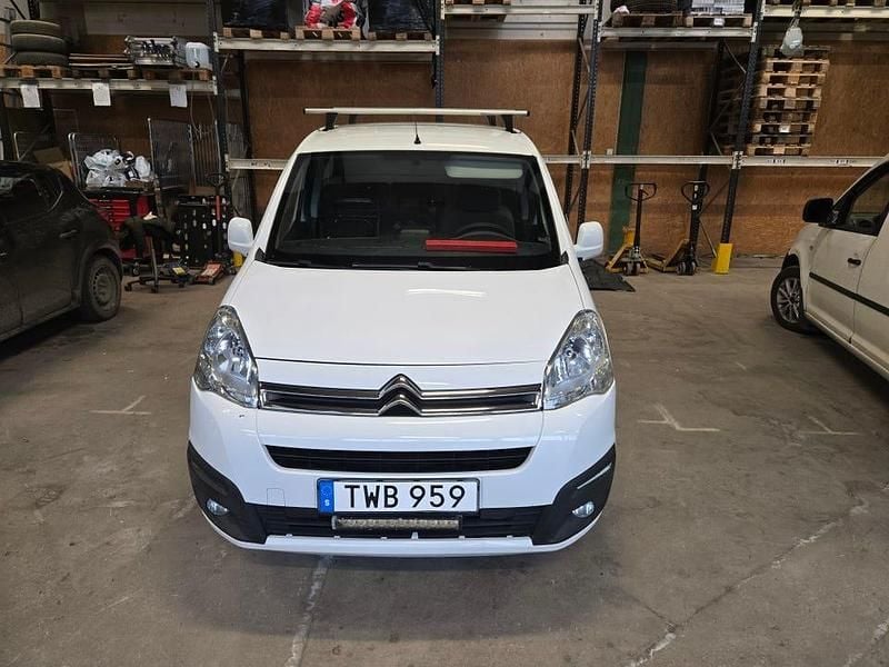 Begagnad 2016 Citroën Berlingo Minibuss | 68 000 kr (Marknadspris) - Bild 1/4