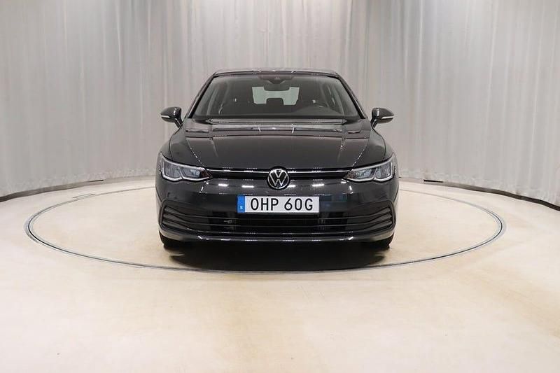 Begagnad VW Golf VIII 110 HK (80 kW) 2024 Urano grey