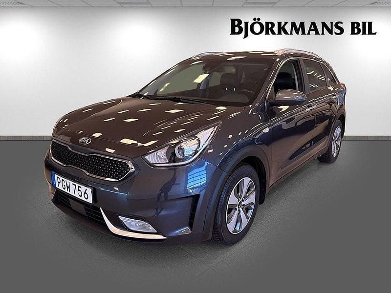 Grå Begagnad 2017 Kia Niro SUV | 165 000 kr (Bra pris) - Bild 1/4