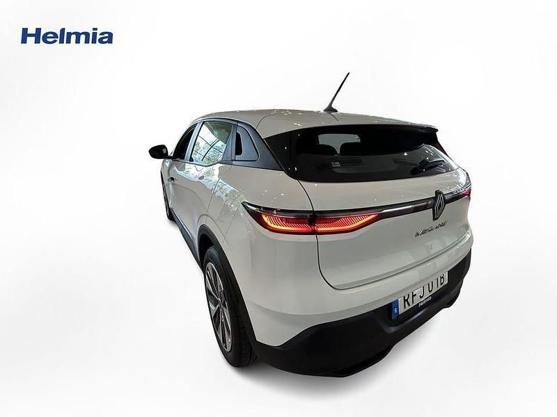 Begagnad Renault Mégane IV Evolution 97 kW (132 HK) 2023 Vit