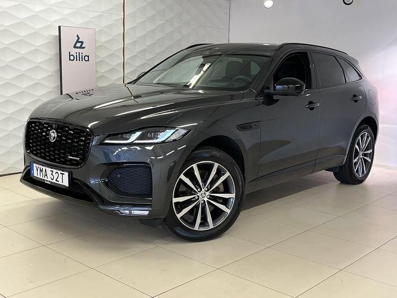 Grå Begagnad 2023 Jaguar F-Pace R-Dynamic SUV | 599 000 kr (Bra pris) - Bild 1/4