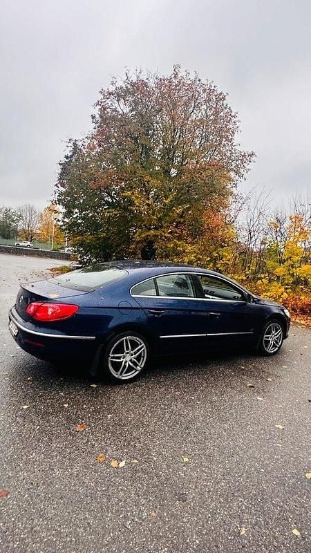 Blå Begagnad 2009 VW CC Sedan | 56 500 kr (Bra pris) - Bild 1/4