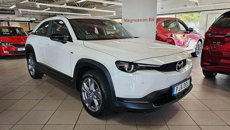 Vit Begagnad 2022 Mazda MX30 Exclusive-Line SUV | 159 000 kr (Marknadspris) - Bild 1/3