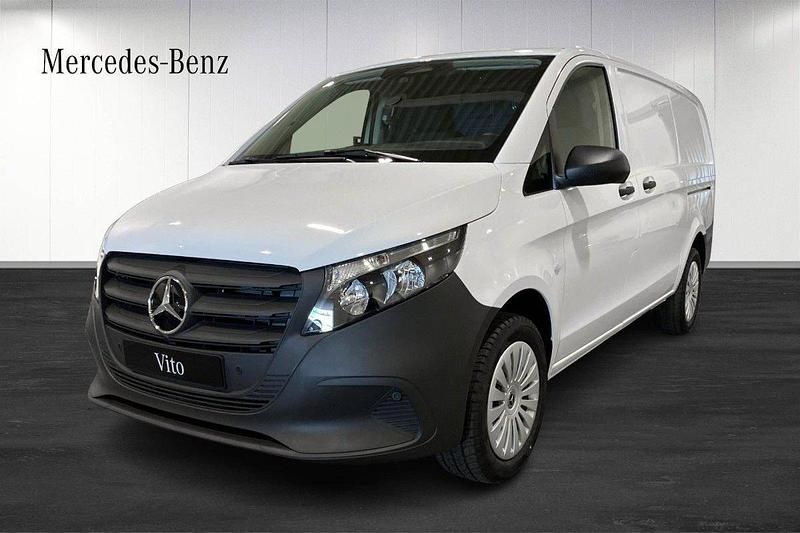 Vit (white) Ny 2025 Mercedes Vito Minibuss | 562 375 kr (Lite dyr) - Bild 1/4