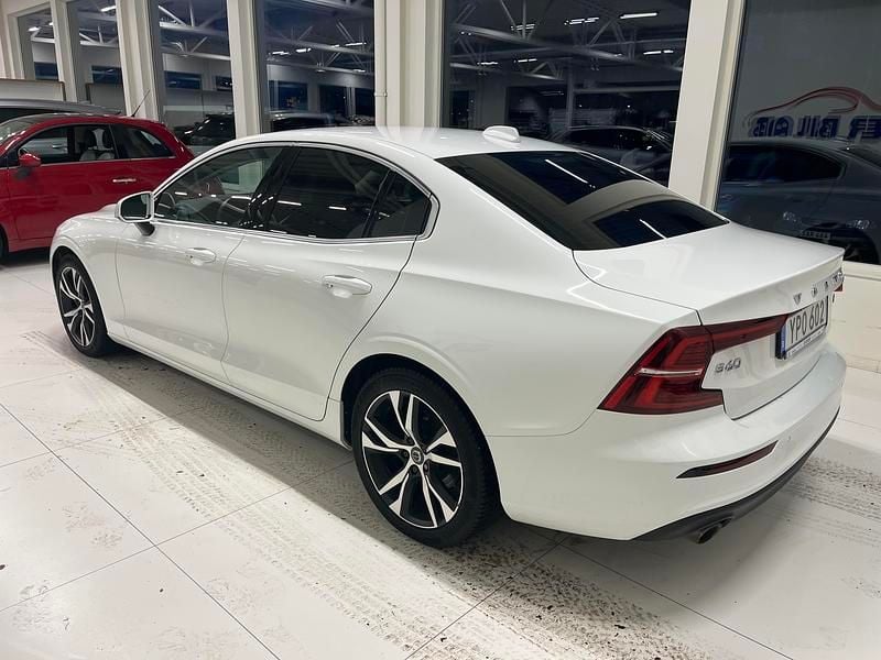 Begagnad Volvo S60 190 HK (139 kW) 2020 Vit Sedan