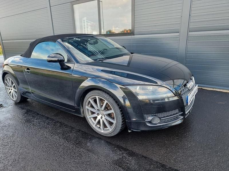Svart Begagnad 2008 Audi TT Roadster Exclusive Cab | 129 900 kr - Bild 1/4